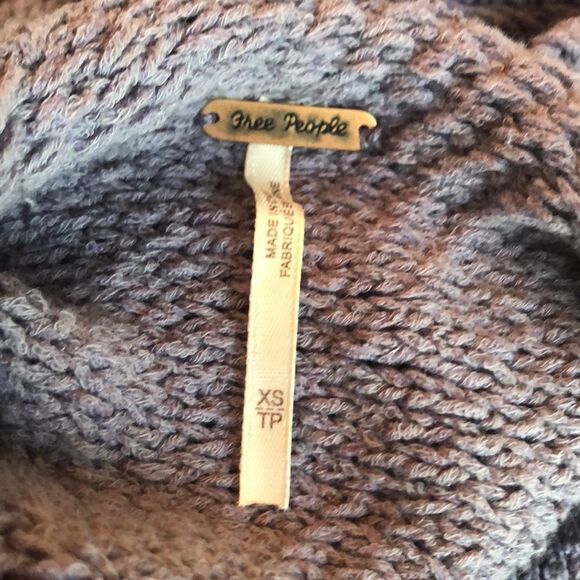 Free People Cuddle Up Knit Pullover Size XS - Picture 9 of 11